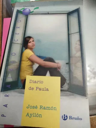 Varios libros de lectura para adolescentes