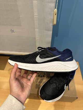 Zapatillas Nike Running Negras y Azules