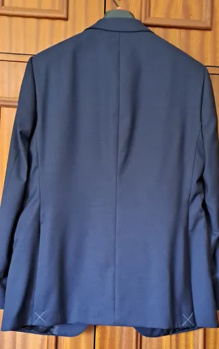 Traje de chaqueta azul para caballero