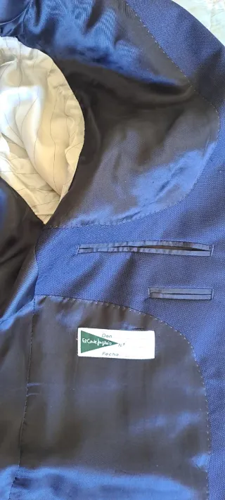 Traje de chaqueta azul para caballero