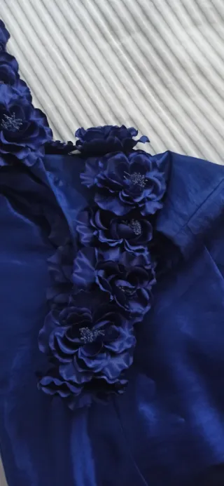 Vestido vintage azul con flores