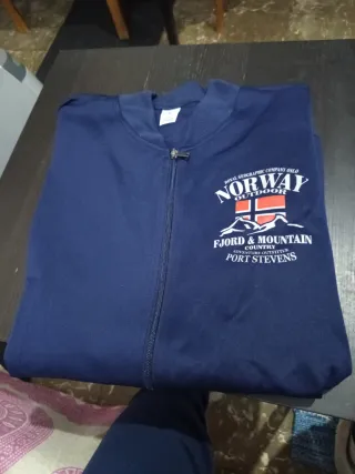 Chaqueta deportiva azul marino hombre