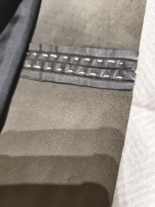 Falda cuero HOSS t-40