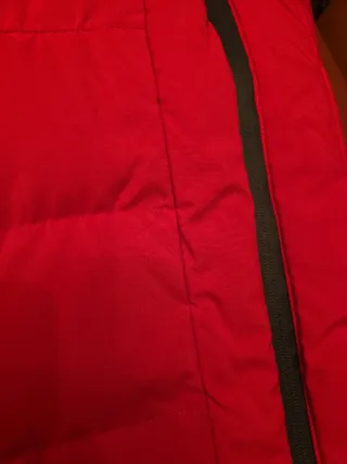 Chaqueta acolchada Easy Wear roja y negra T48.