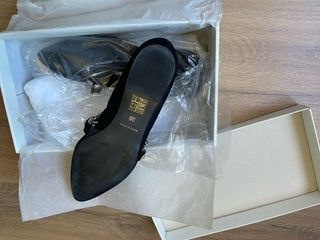 Bailarinas punk rock negras y plateadas