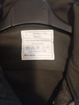 Polar pixelado boscoso militar