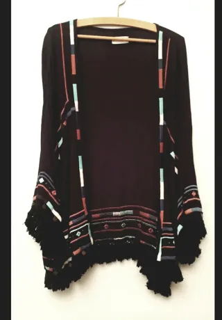 Chaqueta kimono boho chic negro