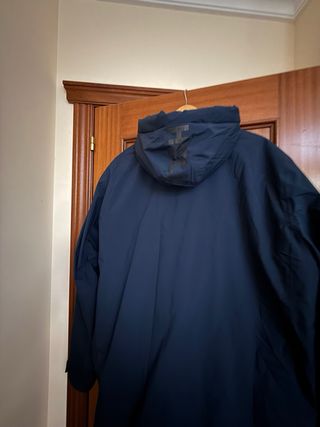 plumas tres cuartos azul marino  Helly Hansen