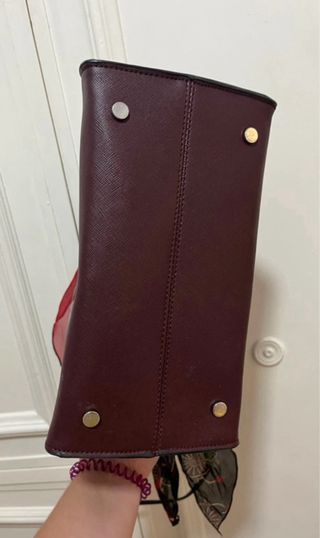 Bolso Zara Burdeos con Pañuelo