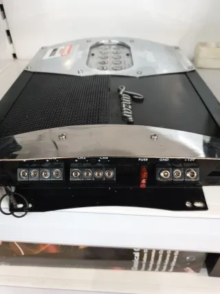 Etapa de Potencia Lanzar MXA412 1000W 4 Canales