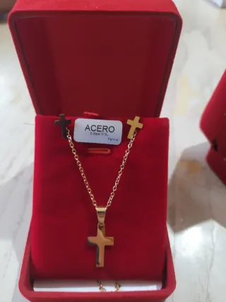 Conjunto Collar y Aretes Cruz Acero