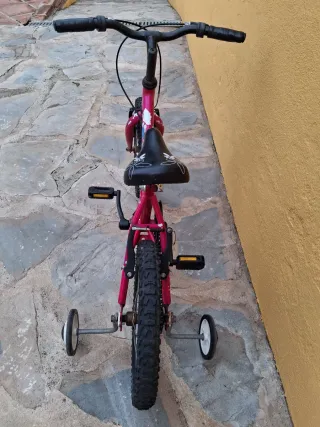 Bicicleta Fucsia Bora 3-7 Años