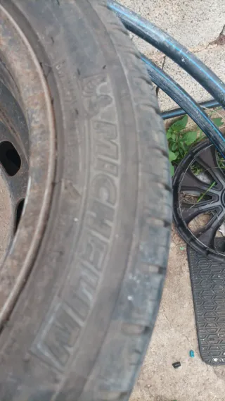 Ruedas WRC R15 con Tapacubos Ford