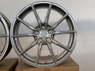 2+2 llantas 8.5x20 y 10x20 5x120 concaver CVR4