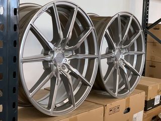 2+2 llantas 8.5x20 y 10x20 5x120 concaver CVR4