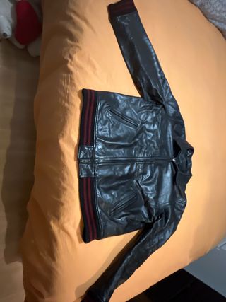 Cazadora Chevignon Negra Talla XXL