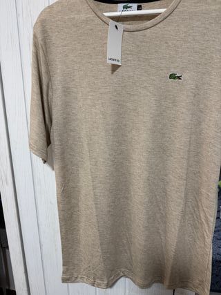 Camiseta Lacoste nueva con etiqueta