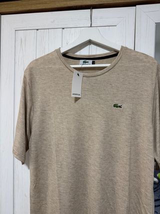Camiseta Lacoste nueva con etiqueta