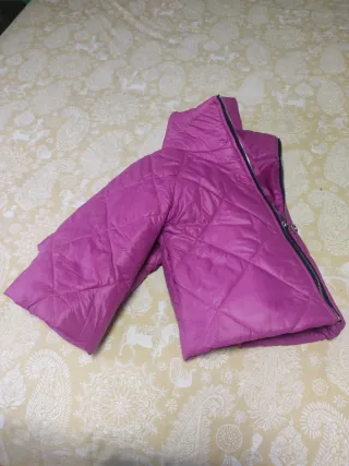 Cazadora acolchada rosa mujer