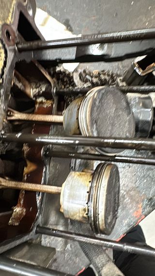 cilindro y pistón Tmax 530