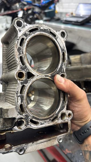 cilindro y pistón Tmax 530