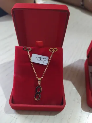Conjunto collar y pendientes acero del infinito