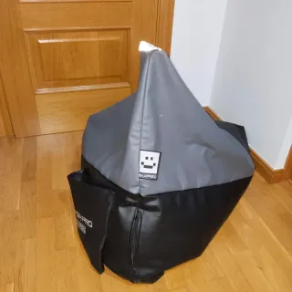 Puff Gamer Pirámide Polipiel. Marca Happers