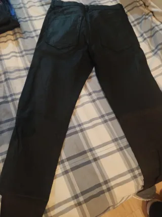 Pantalón negro