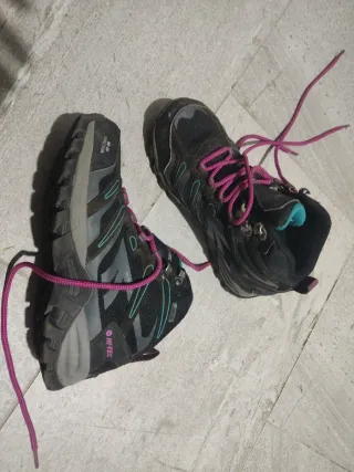 Botas de montaña Hi-Tec niñ@ negro/rosa