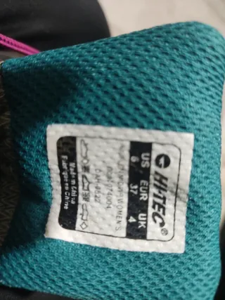 Botas de montaña Hi-Tec niñ@ negro/rosa