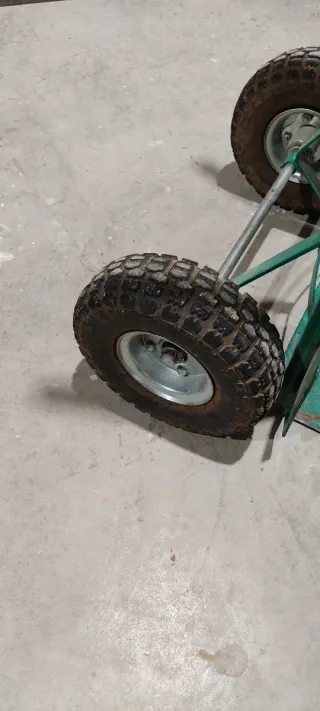 Carretilla de mano resistente