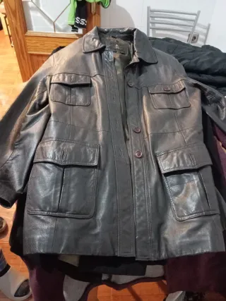 Chaqueta de cuero Zara marrón