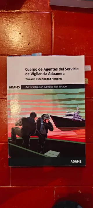 Agentes del servicio de vigilancia aduanera