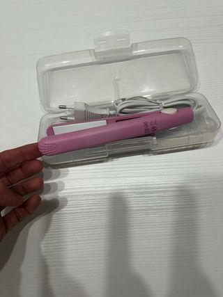 Plancha de pelo de viaje Lefties