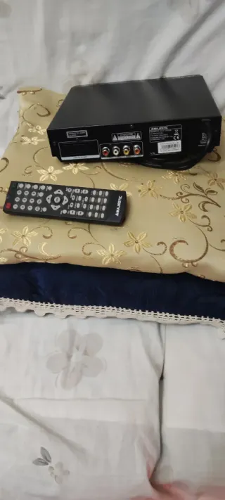 Lettore DVD Majestic con telecomando