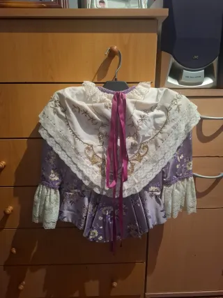 Traje de Fallera Niña 3 a 6 aprox. Ver medidas