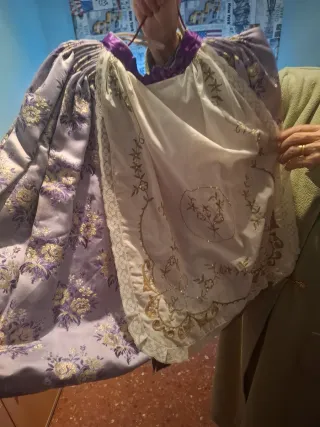 Traje de Fallera Niña 3 a 6 aprox. Ver medidas