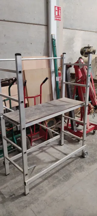 Andamio Plegable con Plataforma, como nuevo