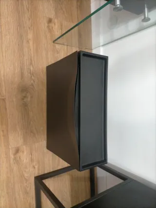 Zapatero Ikea Negro,tengo tres ,8 euros cada uno