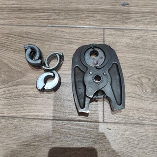 Mordaza y casquillos multicapa Klauke/Uponor