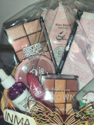 ENVÍO GRATIS Cesta Regalo Cosmética