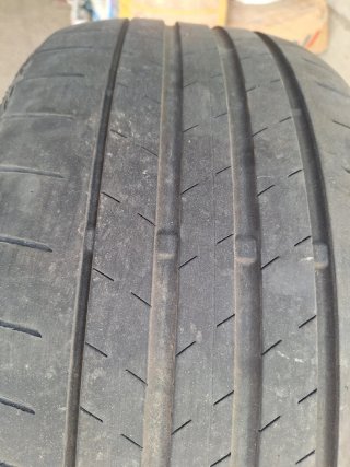 Bridgestone Turanza 225/40 R18 Neumático
