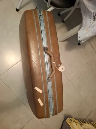 Maleta de viaje vintage marrón