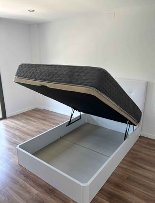 Canapé abatible nuevo a estrenar