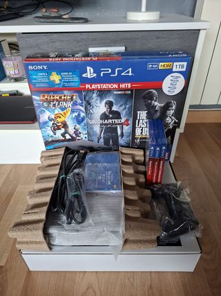 Ps4 SLIM / CAJA / MANDO / JUEGOS / CARGADOR / PACK