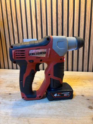 Milwaukee M12 H Rotomartillo Inalámbrico