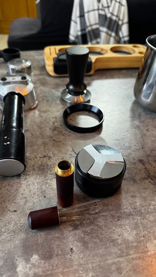 Cafetera Cecotec Barista Compact + kit