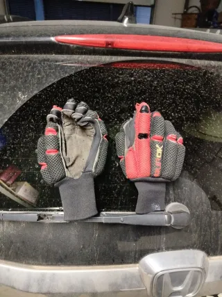 Guantes Hockey Niño, talla Benjamin.