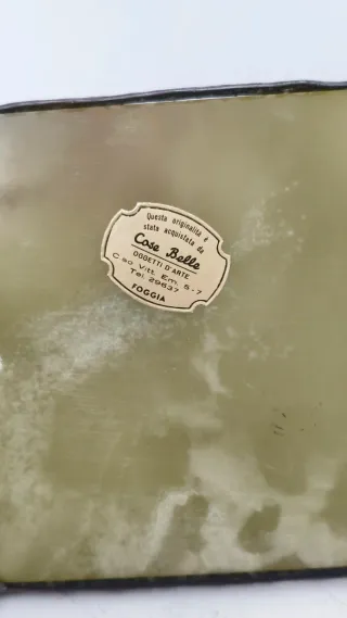 Orologio da camino antico con base in ONICE