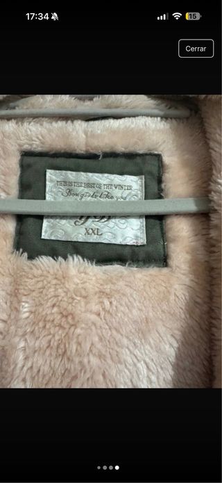 Chaqueta parka verde con forro rosa